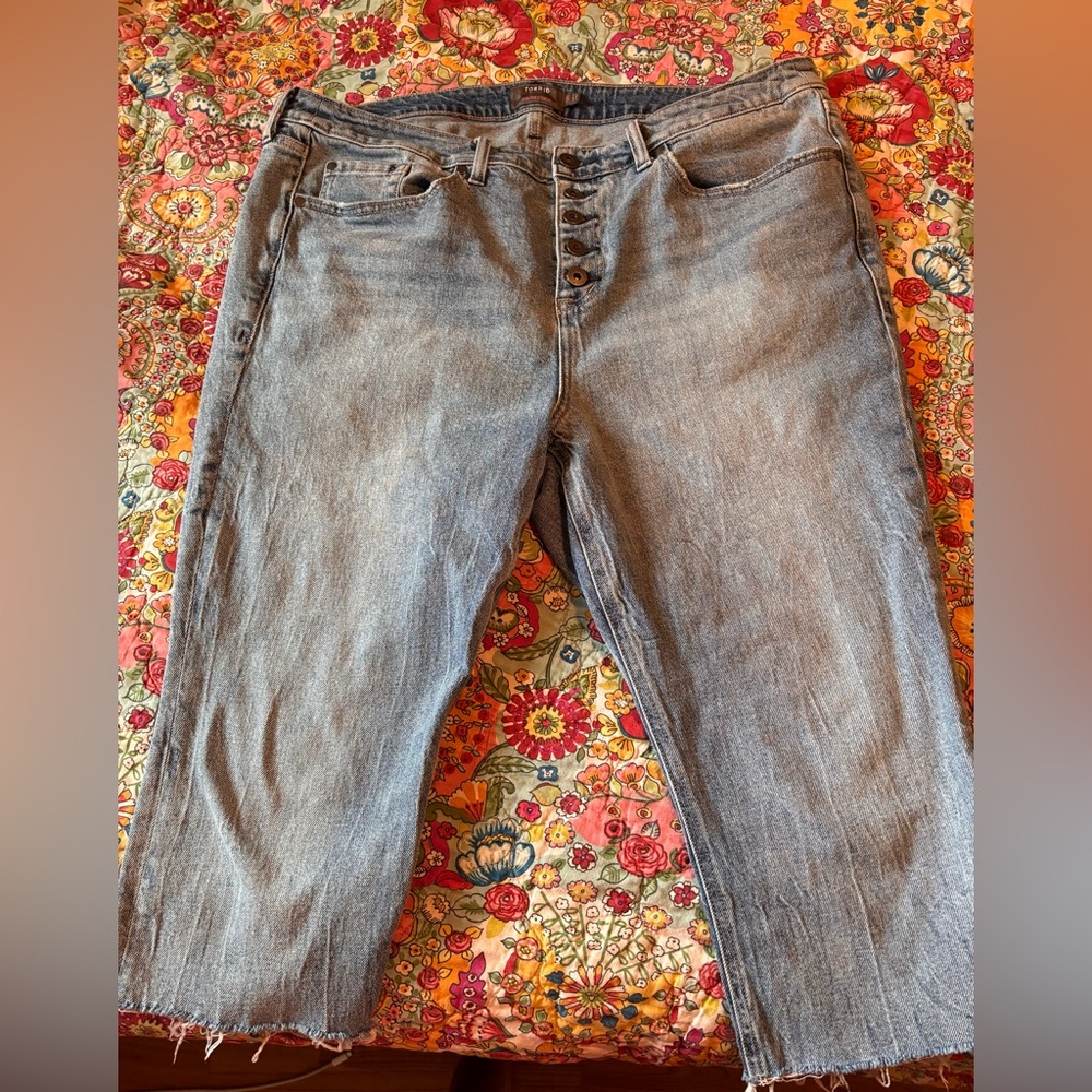 Torrid Blue High-Rise Straight Button Fly Cropped Jeans size 18